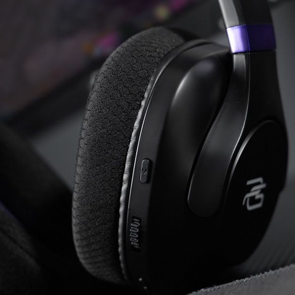 Беспроводная игровая гарнитура Proove Gaming Bliss Pro (APP) black 649460001 фото Беспроводная игровая гарнитура Proove Gaming Bliss Pro (APP) black 649460001 фото